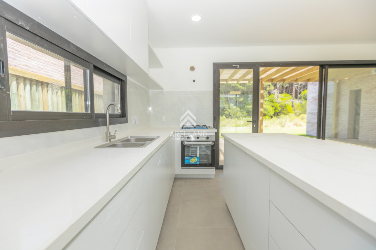 Casa ID.5908 - Venta Casa en Pinares