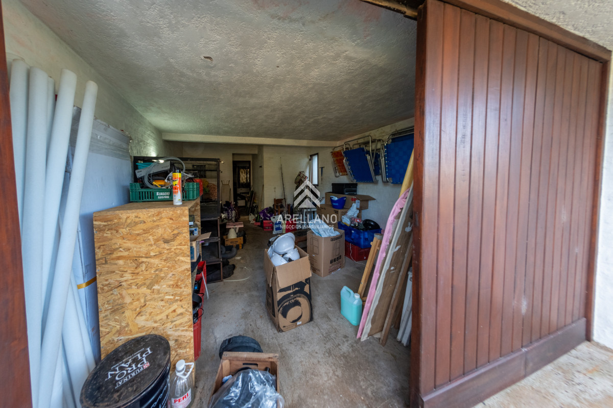 Casa ID.4613 - Venta casa 4 dormitorios en Pinares 