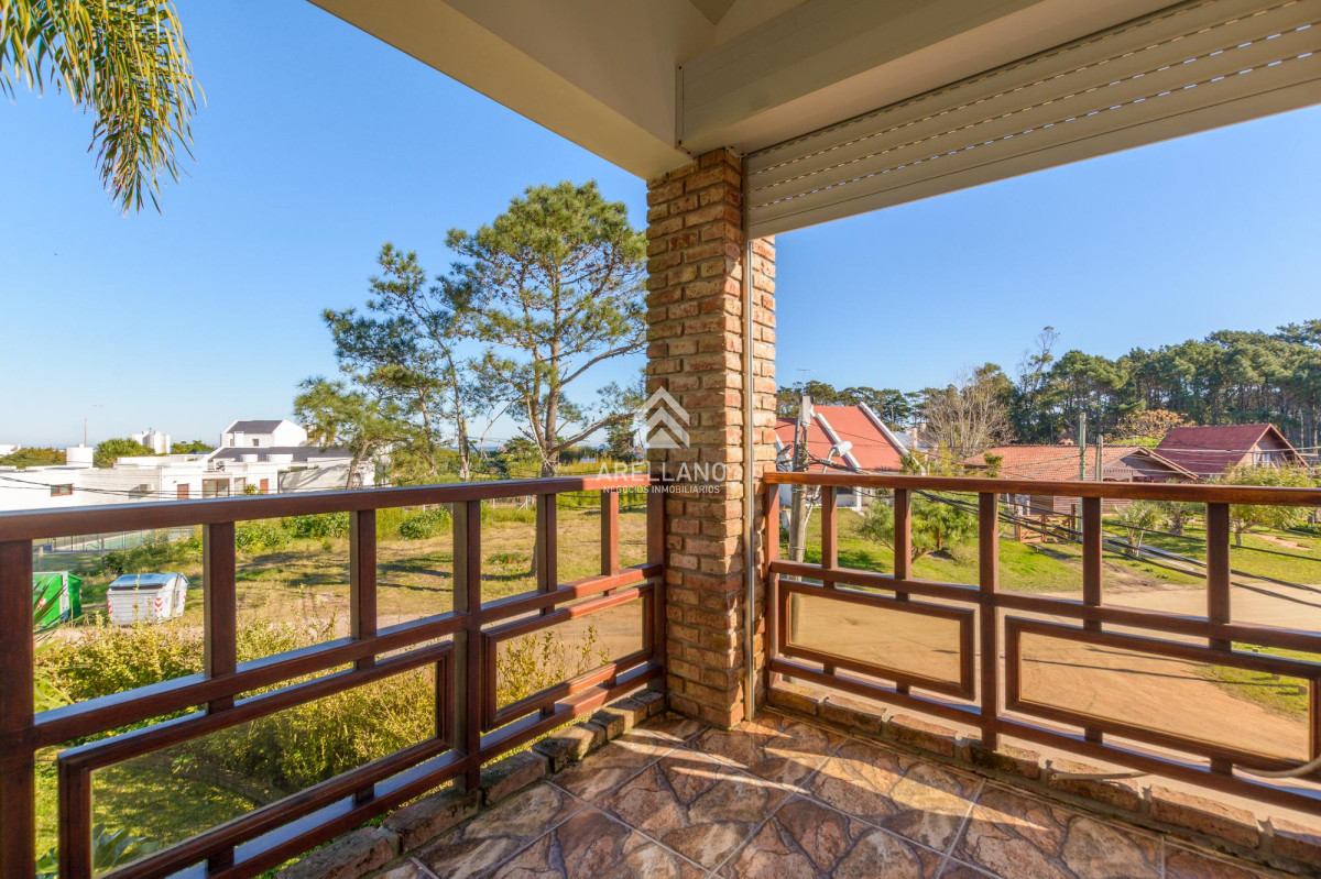Casa ID.4687 - Venta casa 3 dormitorios en Pinares Playa Mansa