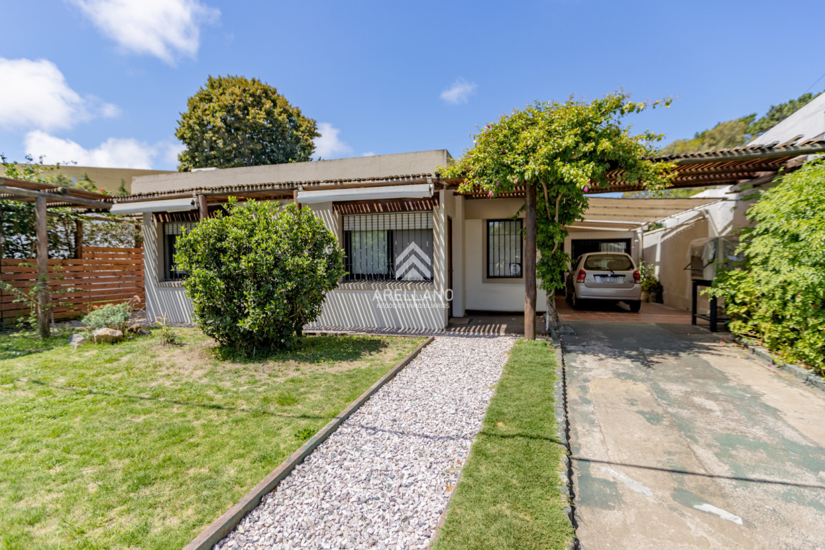 Casa ID.5879 - Venta casa 4 dormitorios