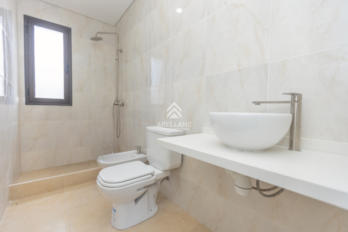 Casa ID.5908 - Venta Casa en Pinares