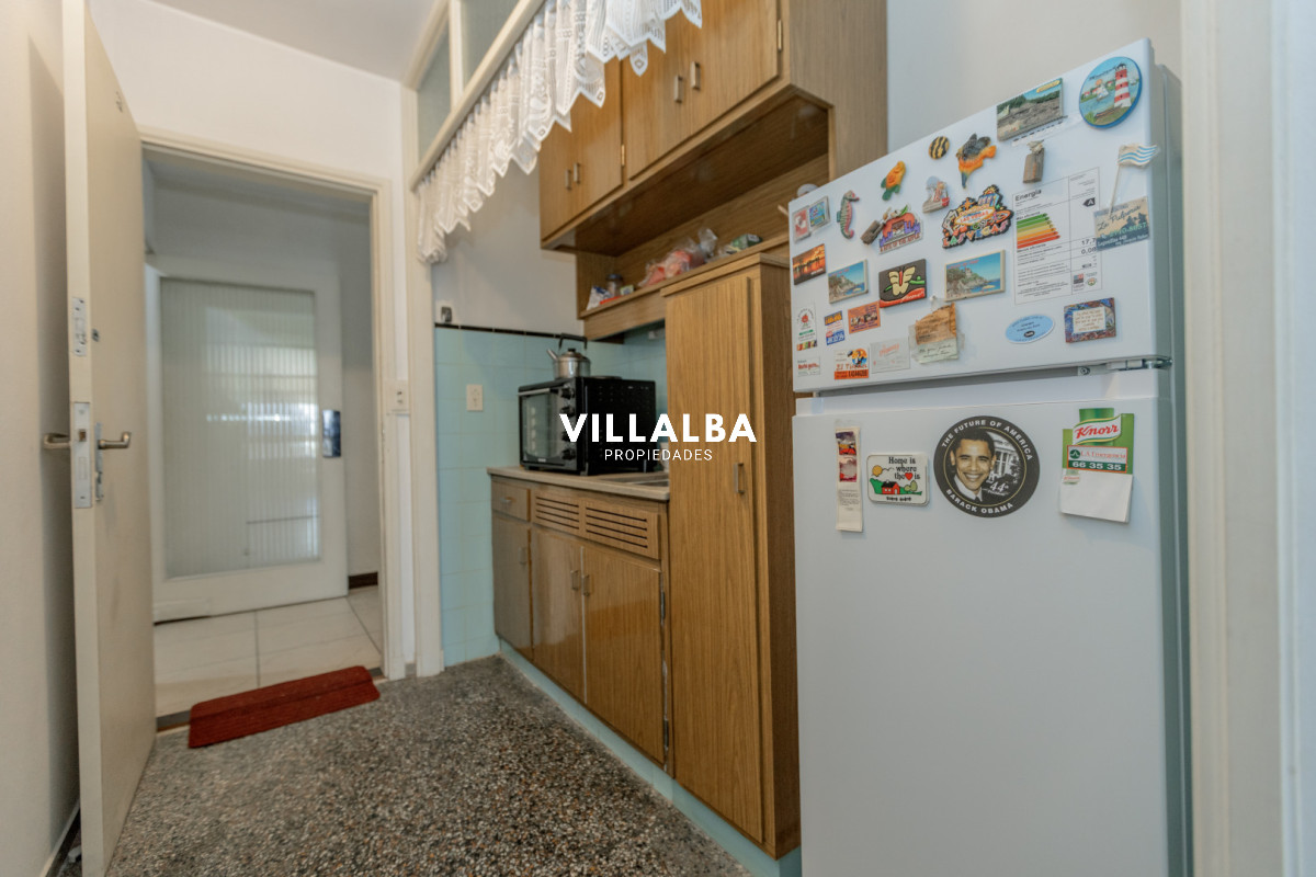 Apartamento ID.3948 - Apartamento monoambiente en venta - Primera línea vista al mar - Playa Mansa