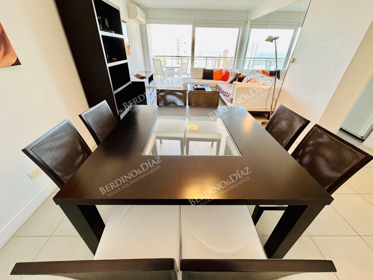 Apartamento ID.2697 - Venta Apartamento 2 dormitorios Playa Brava  Punta Del Este Parrillero Propio