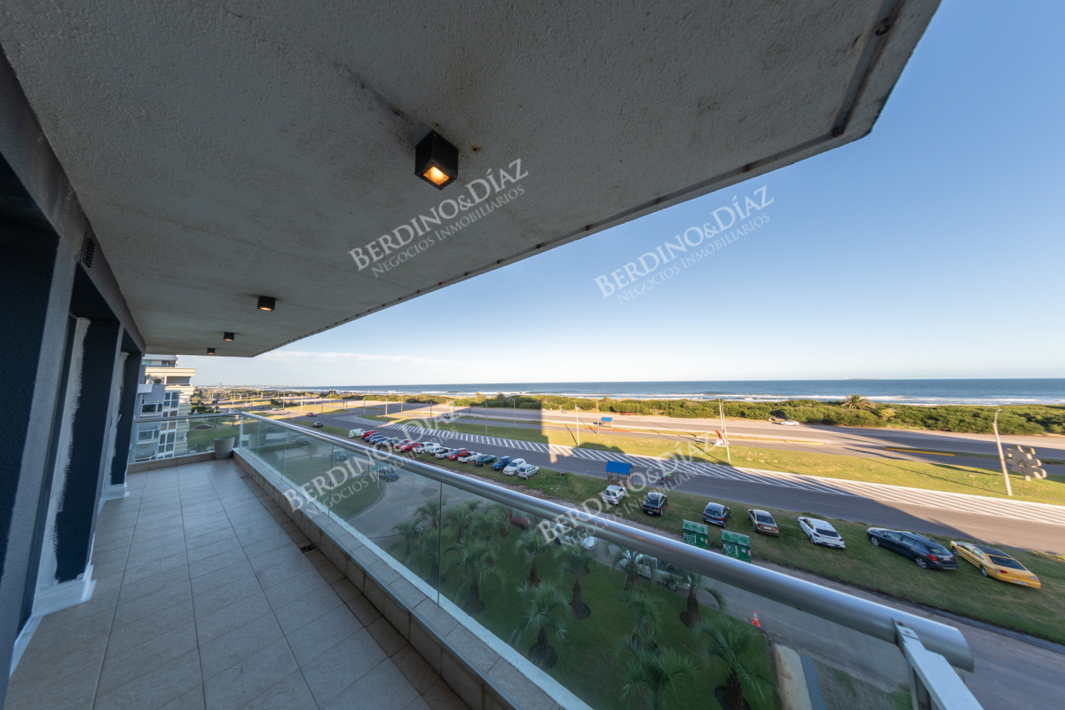 Apartamento ID.3029 - Penthouse venta Playa Brava 