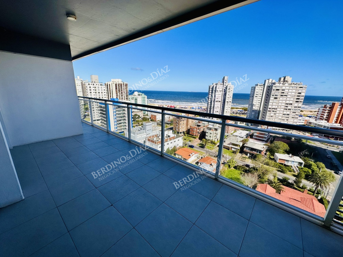 Apartamento ID.2697 - Venta Apartamento 2 dormitorios Playa Brava  Punta Del Este Parrillero Propio