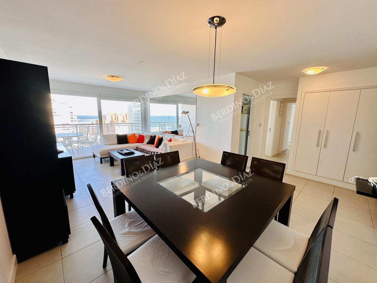 Apartamento ID.2697 - Venta Apartamento 2 dormitorios Playa Brava  Punta Del Este Parrillero Propio