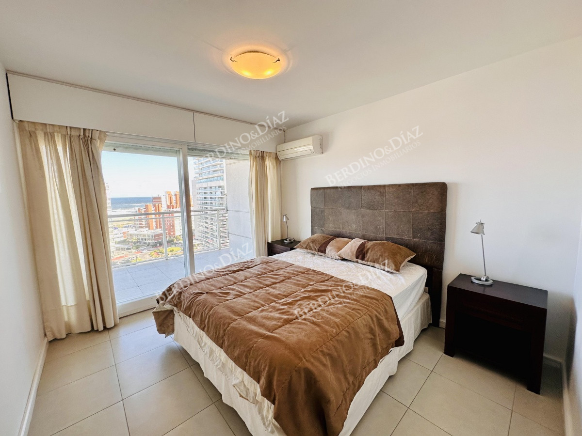 Apartamento ID.2697 - Venta Apartamento 2 dormitorios Playa Brava  Punta Del Este Parrillero Propio