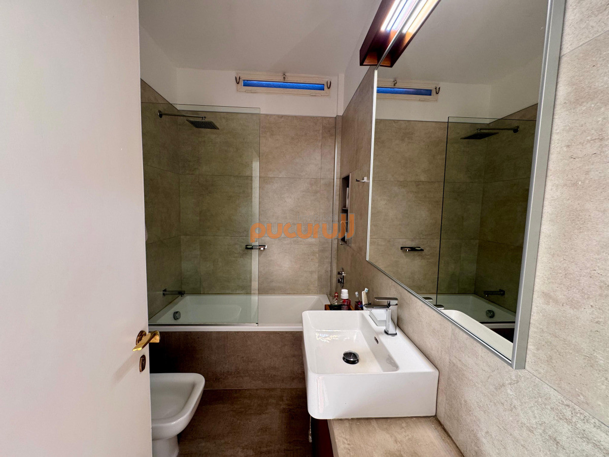 Apartamento ID.2372 - Apartamento en Venta , Punta del Este