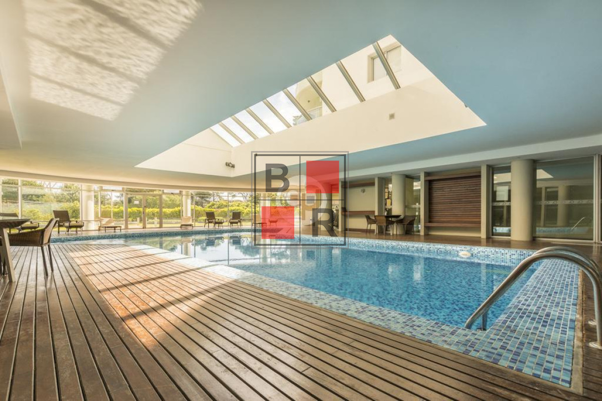 Apartamento ID.1106 - Venta Apartamento 3 dormitorios y dependencia en Ocean Drive Punta del Este