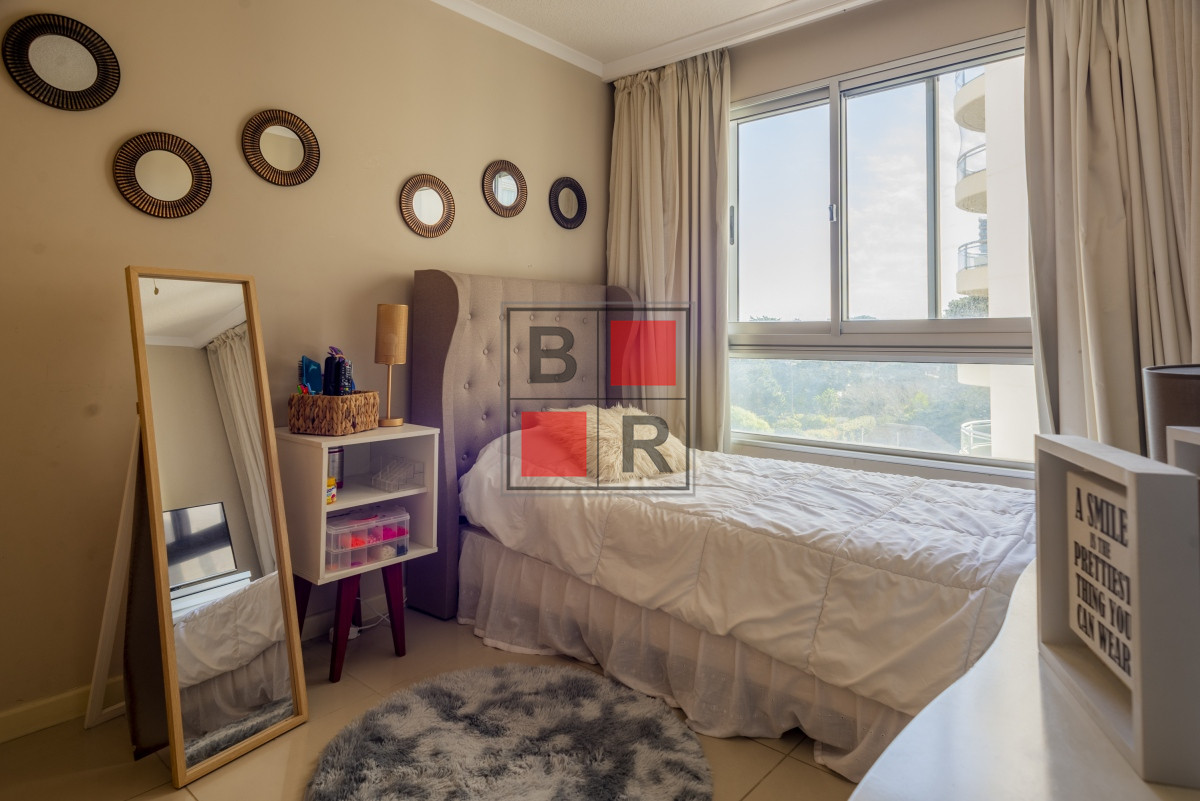 Apartamento ID.1106 - Venta Apartamento 3 dormitorios y dependencia en Ocean Drive Punta del Este