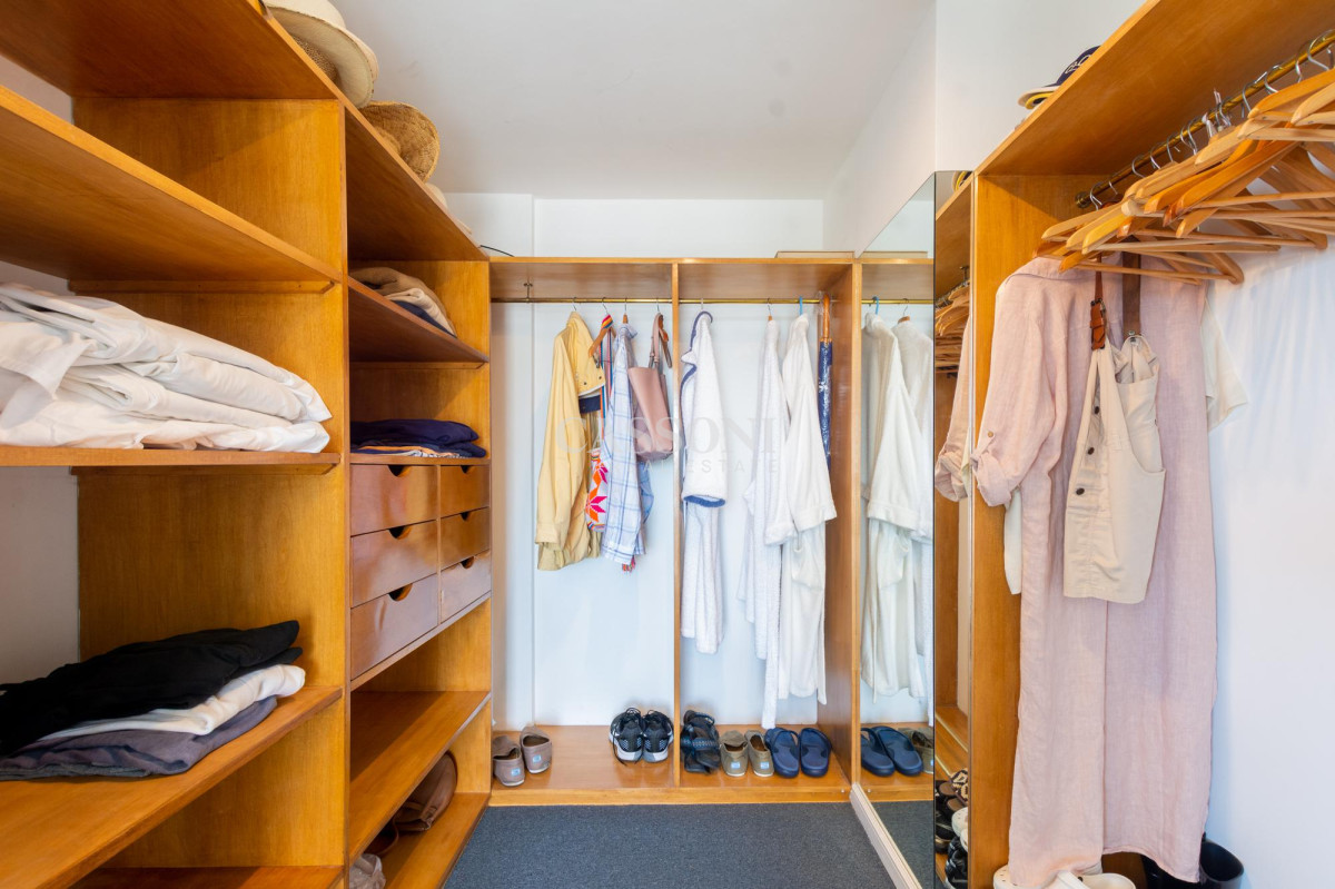 Apartamento ID.3592 - Apartamento  Venta 3 dormitorios mas dependencia  Rincón del Indio Punta del Este Vista al Mar
