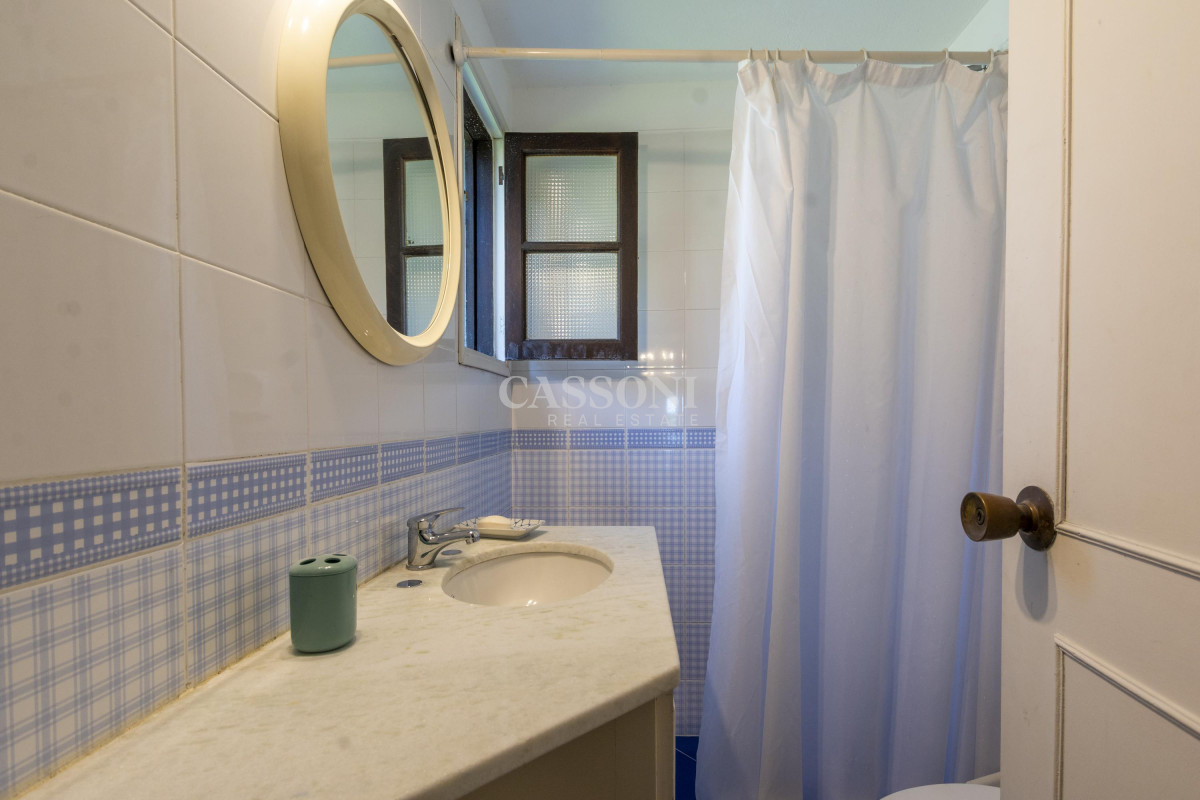 Casa ID.3595 - Venta Casa 8 dormitorios Playa Mansa Punta del Este