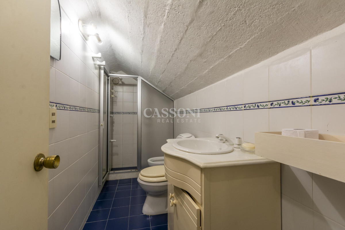 Casa ID.3595 - Venta Casa 8 dormitorios Playa Mansa Punta del Este
