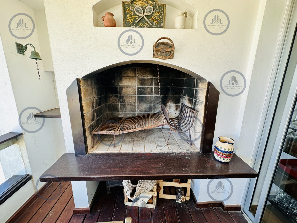Apartamento ID.1938 - Venta Apartamento en Montoya 3 Dormitorios con Vista y Parrillero, La Barra