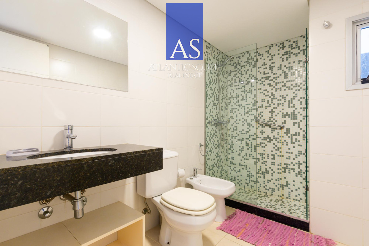 Apartamento ID.4184 - Venta Apartamento 3 dormitorios Playa Mansa Punta del Este