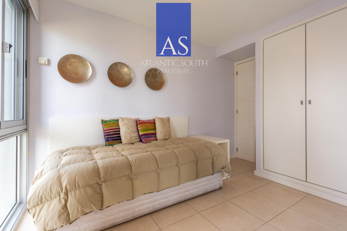 Apartamento ID.4184 - Venta Apartamento 3 dormitorios Playa Mansa Punta del Este