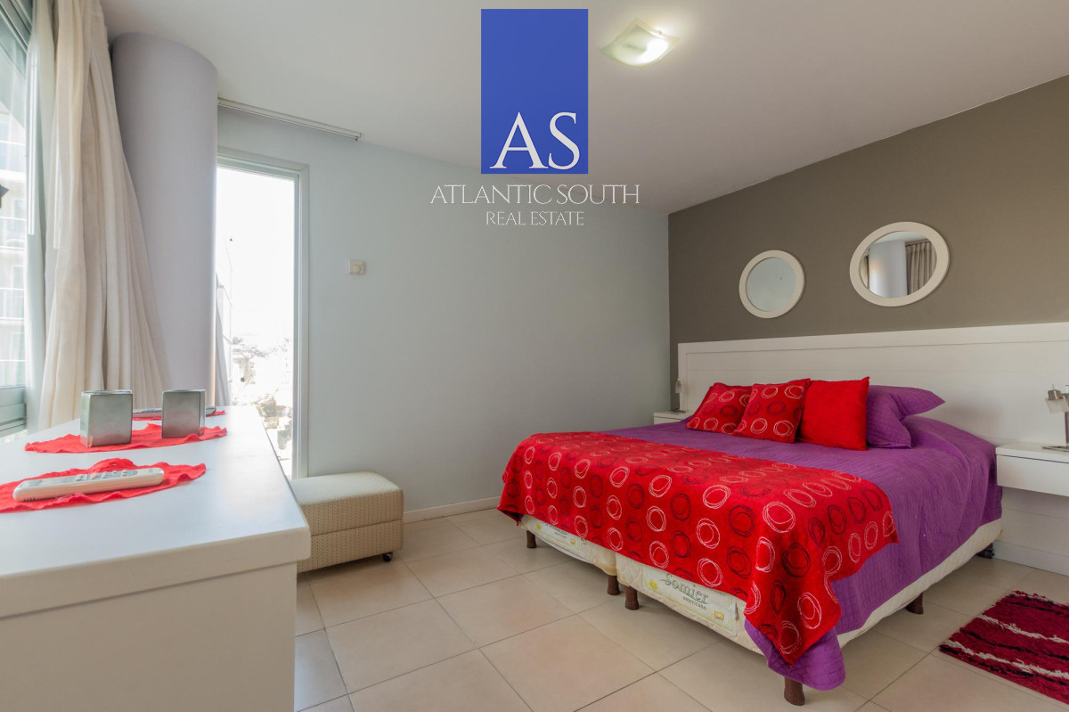 Apartamento ID.4184 - Venta Apartamento 3 dormitorios Playa Mansa Punta del Este