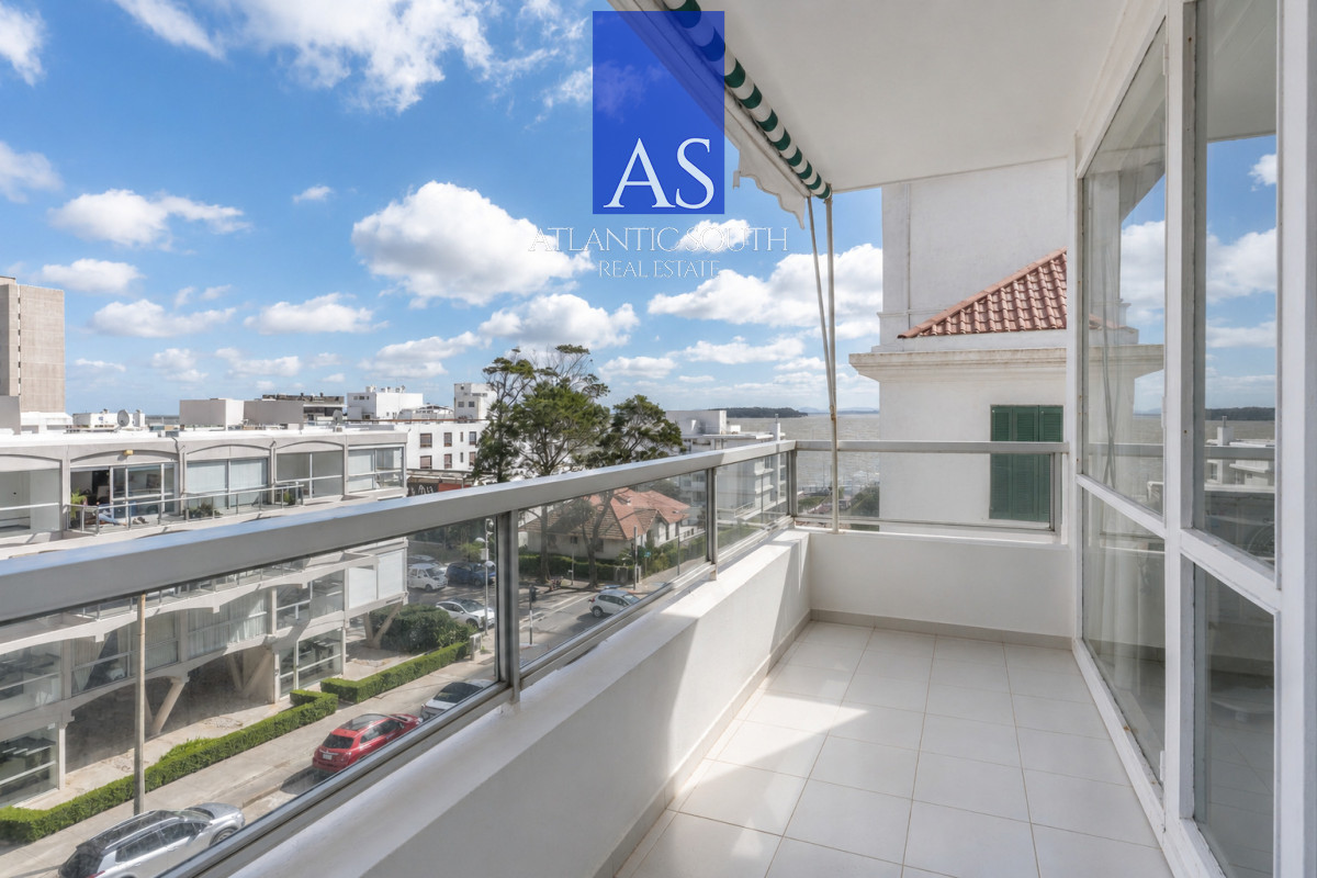 Apartamento ID.5081 - Venta departamento 1 dormitorio Península, Punta del Este 