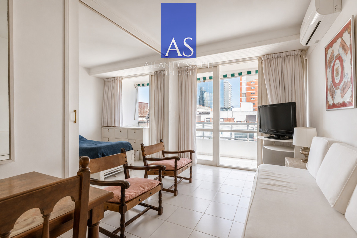 Apartamento ID.5081 - Venta departamento 1 dormitorio Península, Punta del Este 