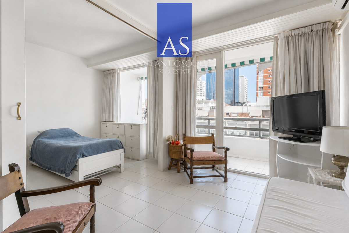 Apartamento ID.5081 - Venta departamento 1 dormitorio Península, Punta del Este 