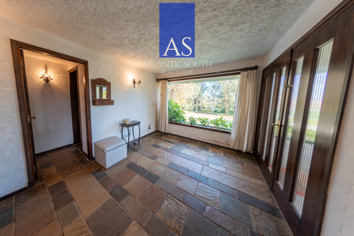 Casa ID.4273 - Venta casa 4 dormitorios en Pinares 