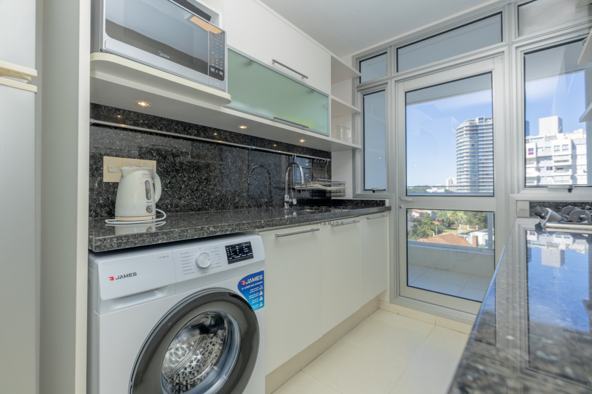 Apartamento ID.4395 - Venta apartamento 2 dormitorios Punta del Este