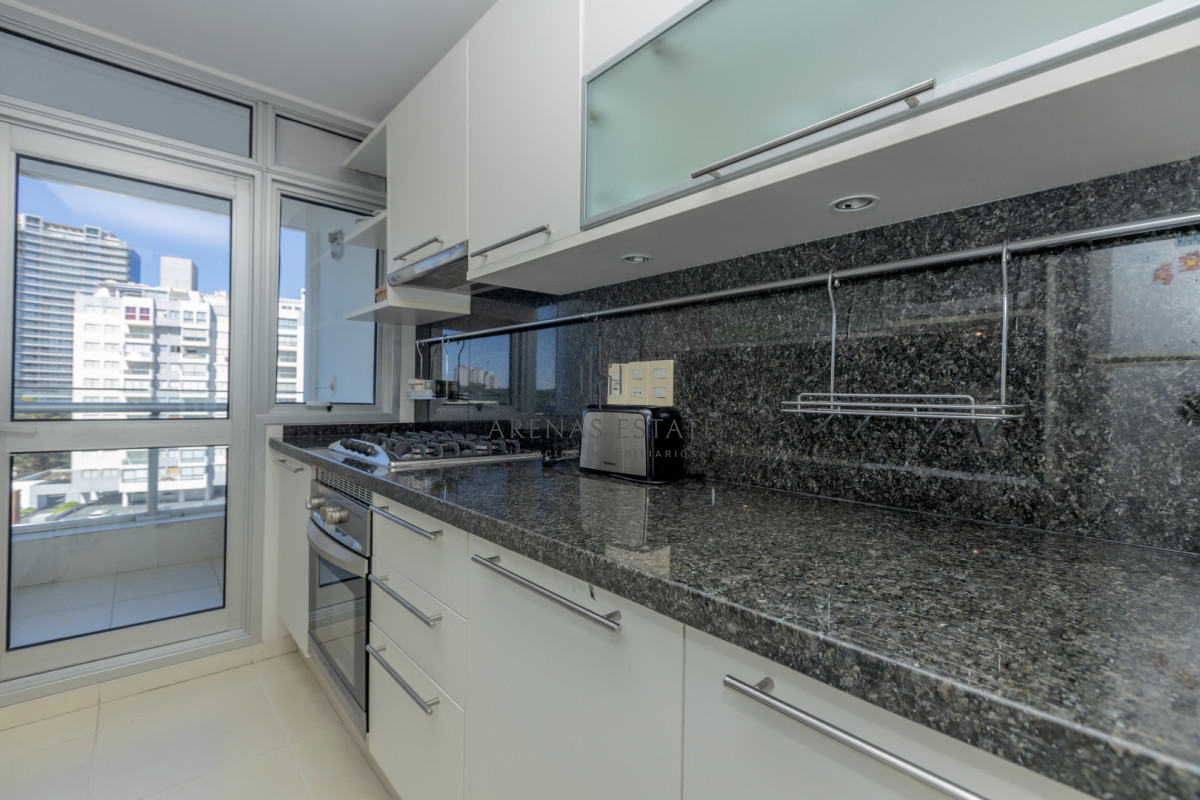 Apartamento ID.4395 - Venta apartamento 2 dormitorios Punta del Este