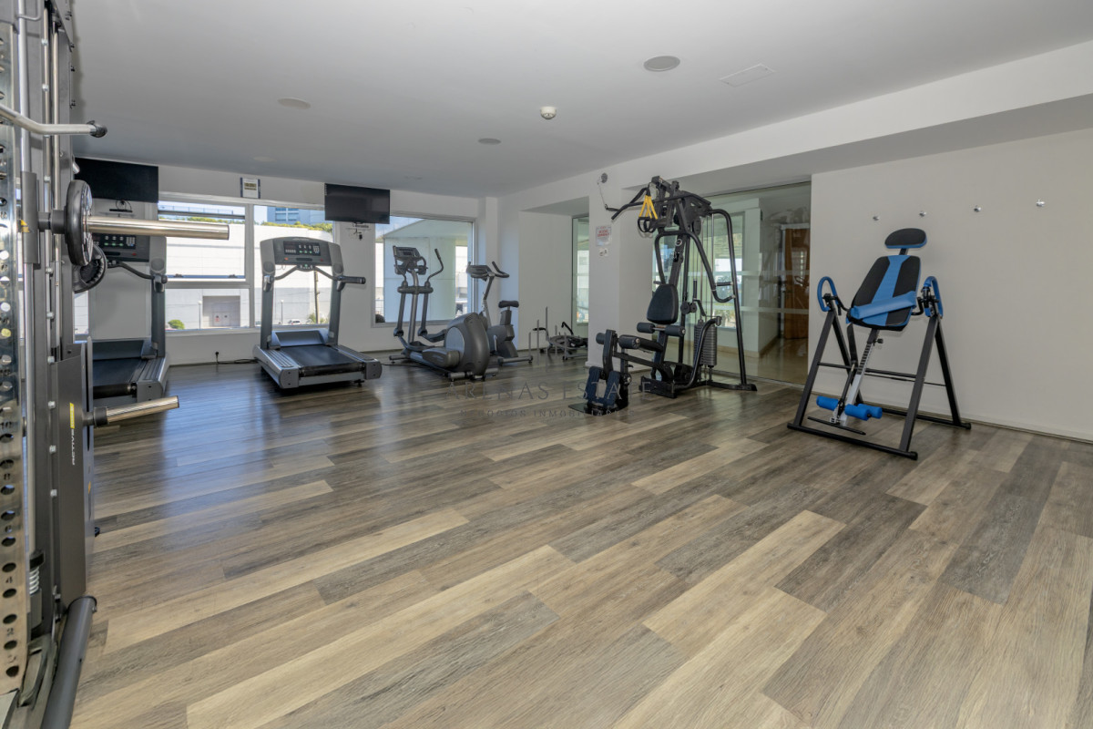 Apartamento ID.4395 - Venta apartamento 2 dormitorios Punta del Este