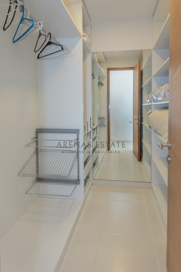 Apartamento ID.4395 - Venta apartamento 2 dormitorios Punta del Este