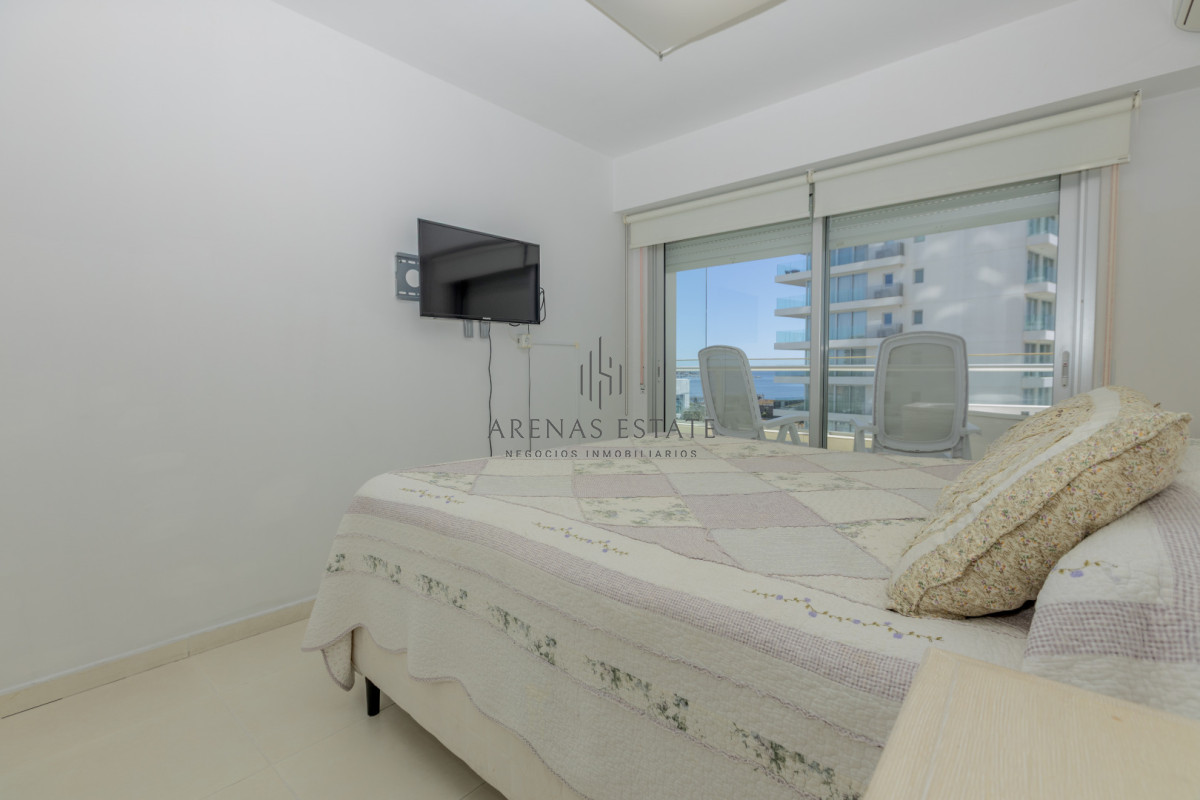 Apartamento ID.4395 - Venta apartamento 2 dormitorios Punta del Este