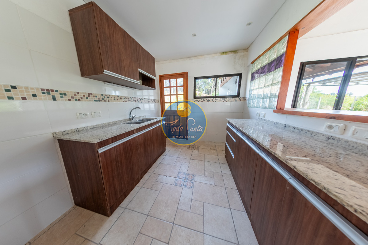 Miniatura de Casa de 3 dormitorios en Club del Lago, Punta del Este | Todo Punta
