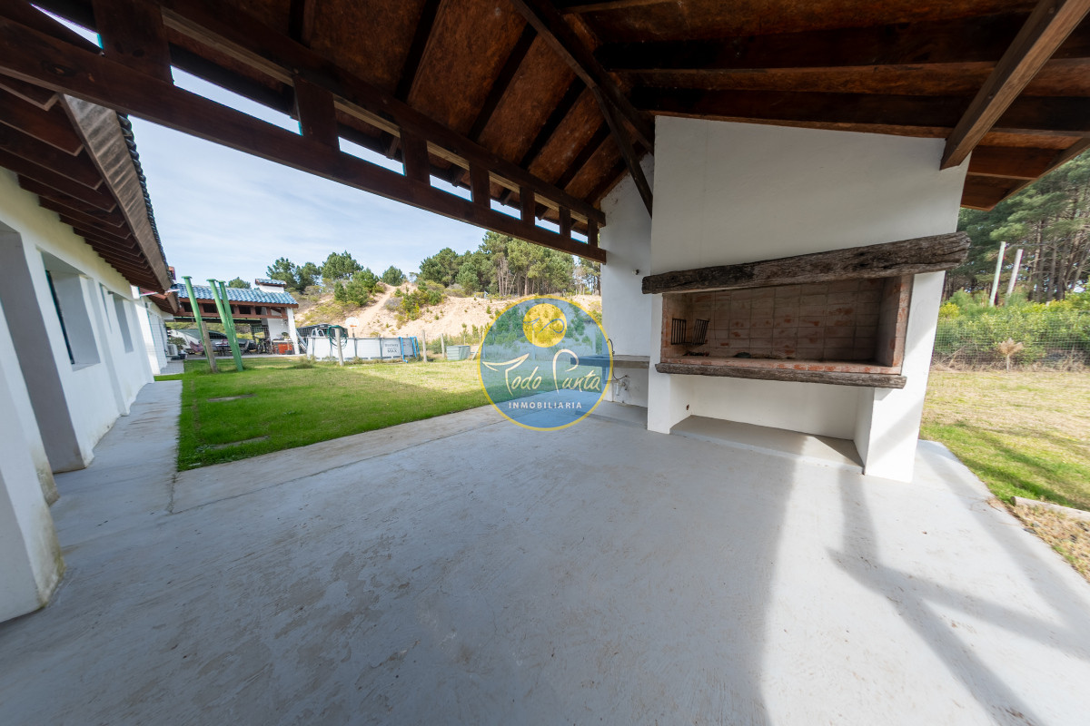 Miniatura de Casa de 3 dormitorios en Club del Lago, Punta del Este | Todo Punta