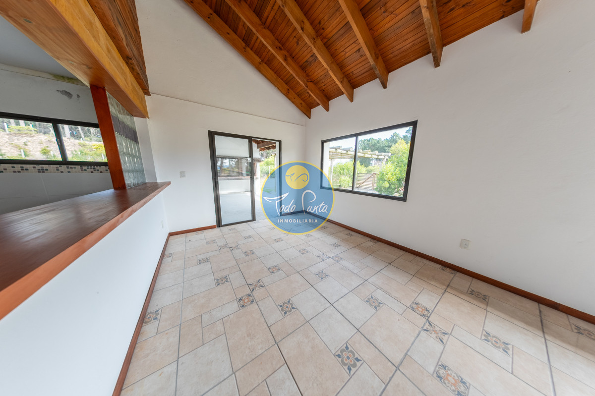 Miniatura de Casa de 3 dormitorios en Club del Lago, Punta del Este | Todo Punta