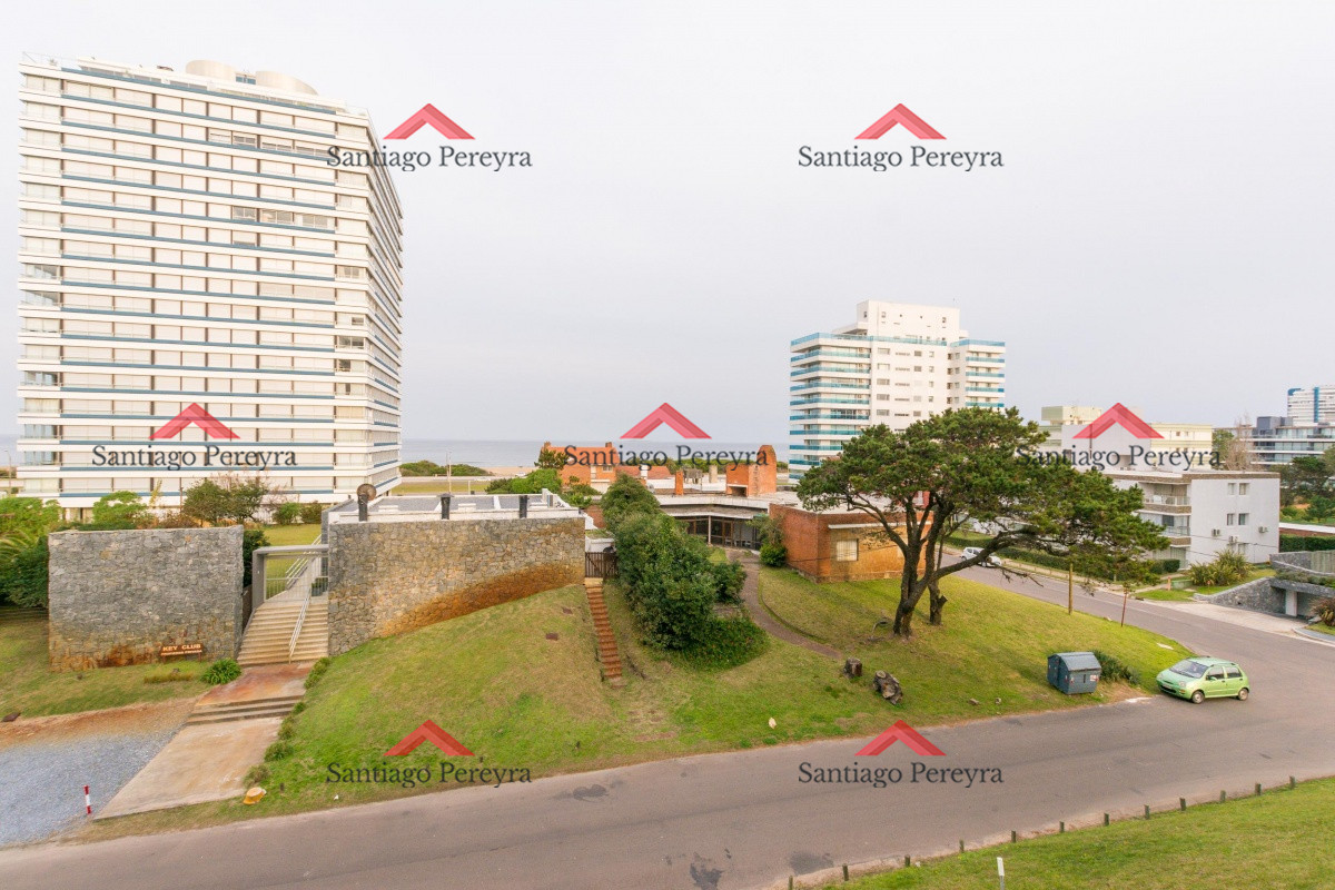 Apartamento ID.14942 - Venta Apartamento 2 dormitorios playa brava Punta del Este