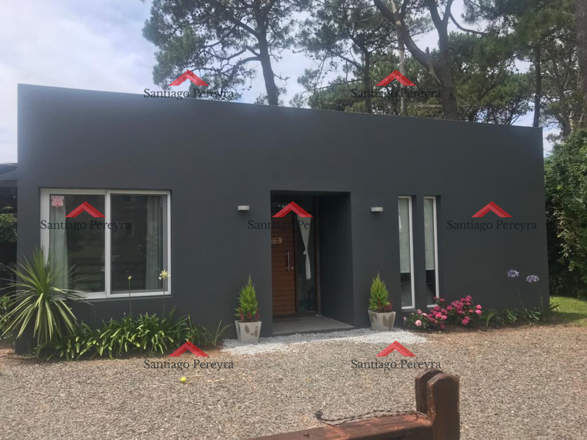 Venta Casa 2 Dormitorios Punta Del Este - GoPunta - Portal Inmobiliario de Punta del Este - Maldonado