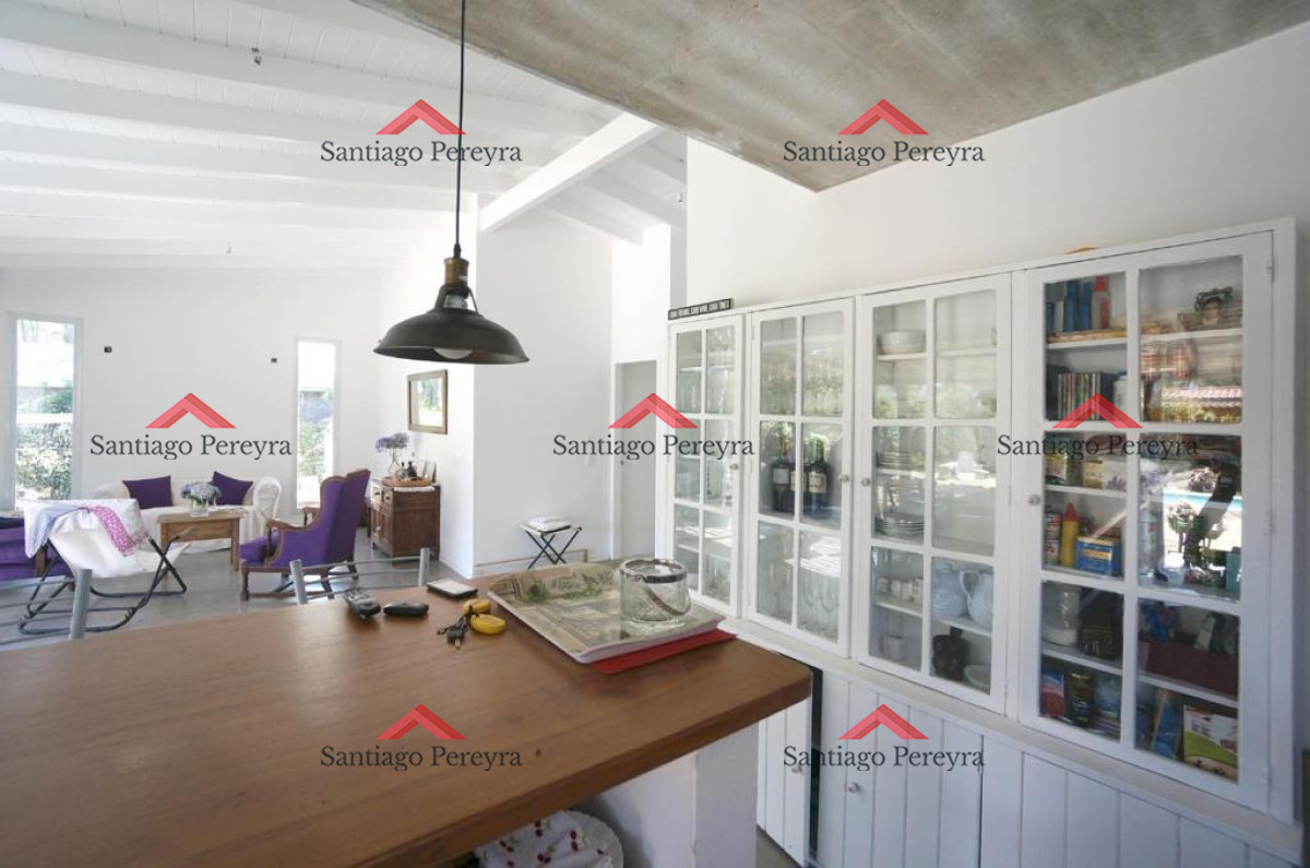 Venta Casa 2 Dormitorios Punta Del Este - GoPunta - Portal Inmobiliario de Punta del Este - Maldonado