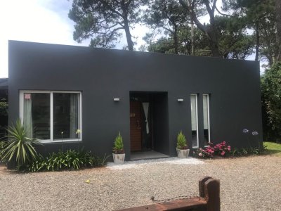 Venta Casa 2 Dormitorios Punta Del Este