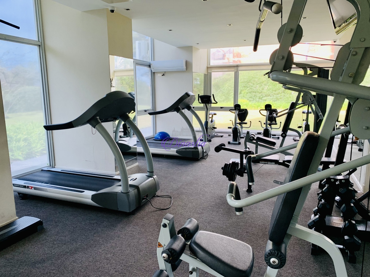 Apartamento ID.284 - Alquiler Departamento 3 dormitorios en Playa Brava