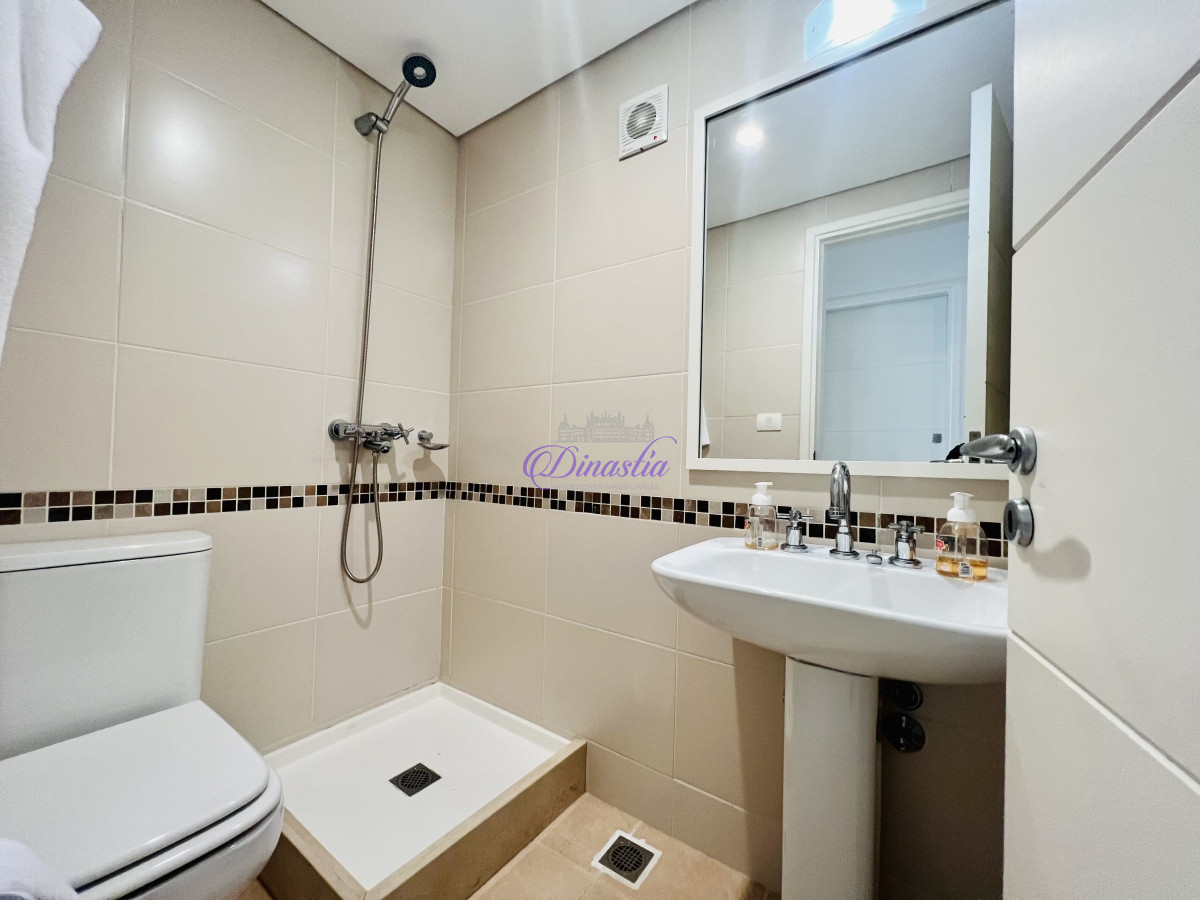 Apartamento ID.284 - Alquiler Departamento 3 dormitorios en Playa Brava