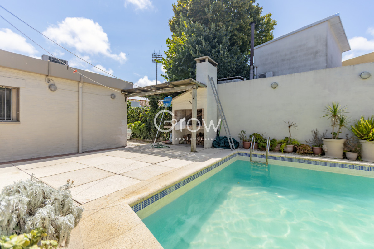 Casa ID.3428 - Casa en venta! 