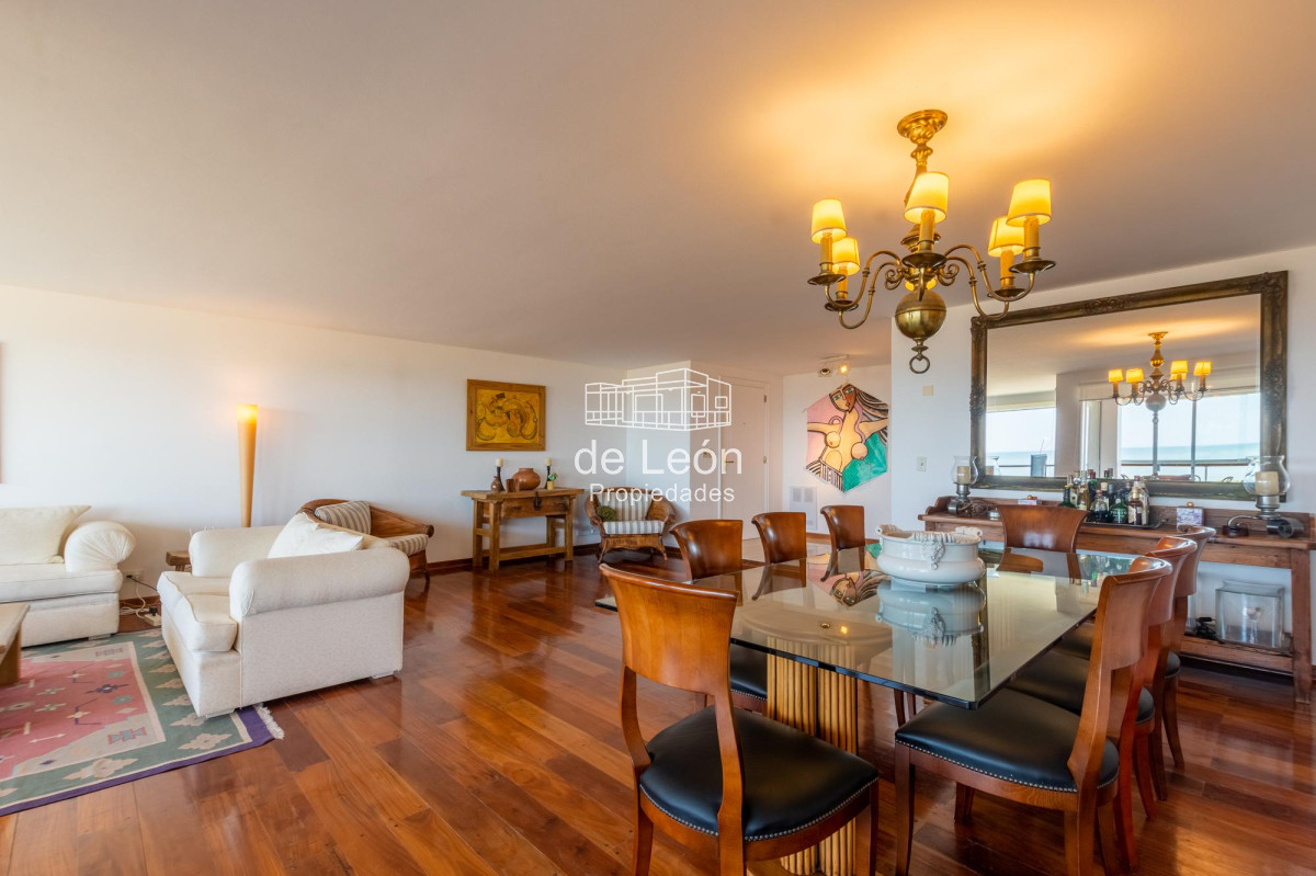 Apartamento ID.15126 - Apartamento  Venta 3 dormitorios mas dependencia  Rincón del Indio Punta del Este Vista al Mar