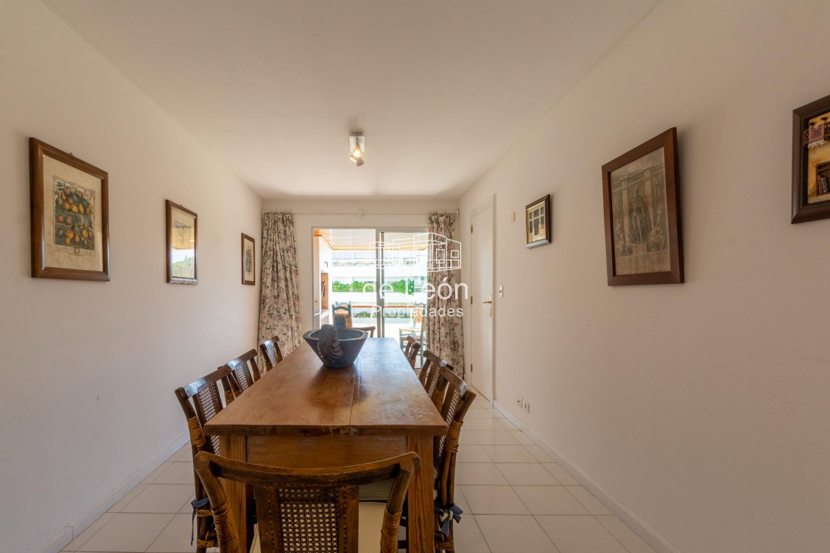 Apartamento ID.15126 - Apartamento  Venta 3 dormitorios mas dependencia  Rincón del Indio Punta del Este Vista al Mar