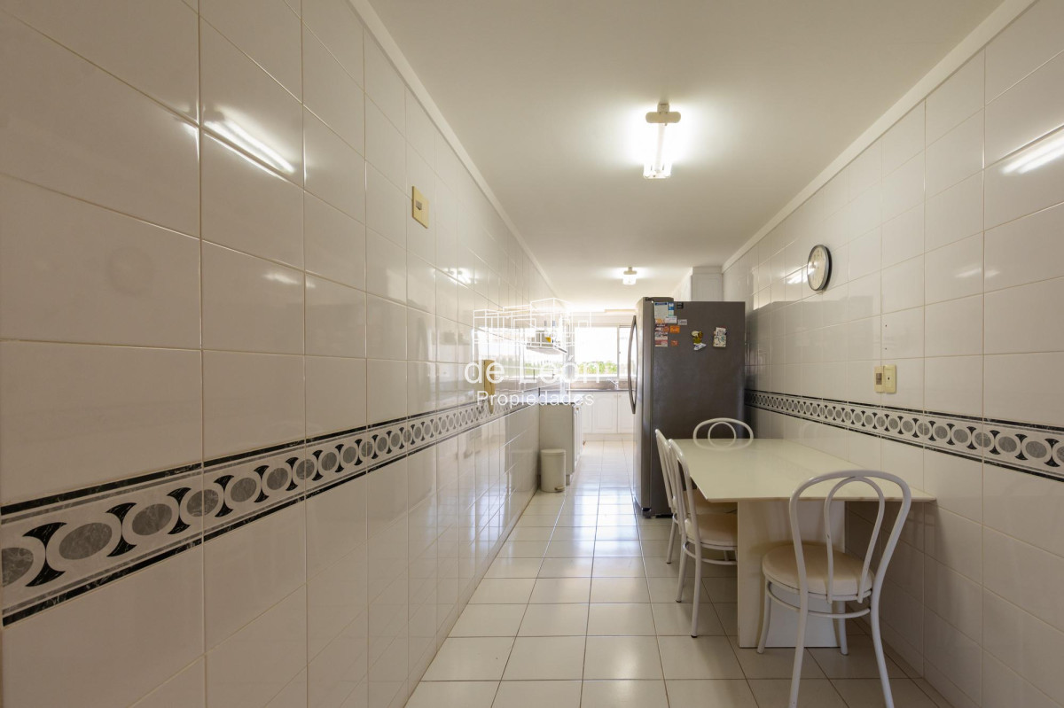 Apartamento ID.15126 - Apartamento  Venta 3 dormitorios mas dependencia  Rincón del Indio Punta del Este Vista al Mar