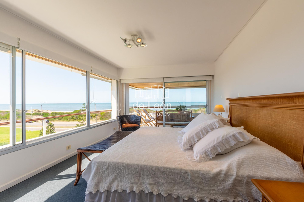 Apartamento ID.15126 - Apartamento  Venta 3 dormitorios mas dependencia  Rincón del Indio Punta del Este Vista al Mar