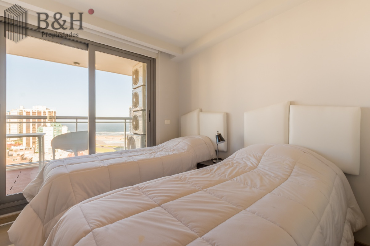 Apartamento ID.5869 - Venta apartamento 3 dormitorios playa brava