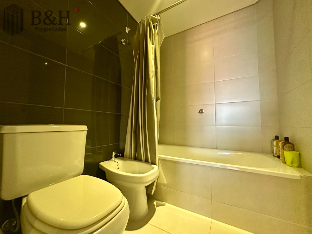 Apartamento ID.5870 - Venta apartamento 3 dormitorios vista al mar en Playa Brava