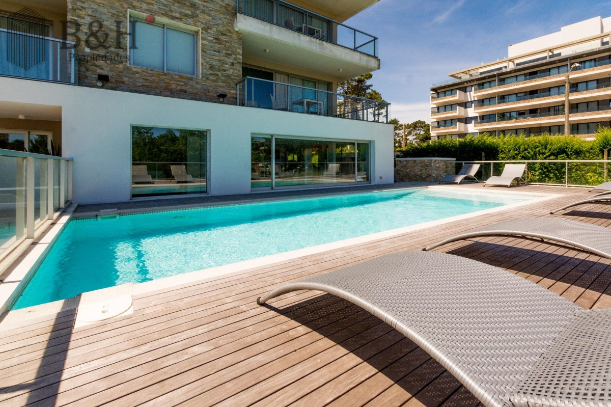 Apartamento ID.3344 - Venta Departamento Penthouse 3 dormitorios Playa Mansa Punta del Este
