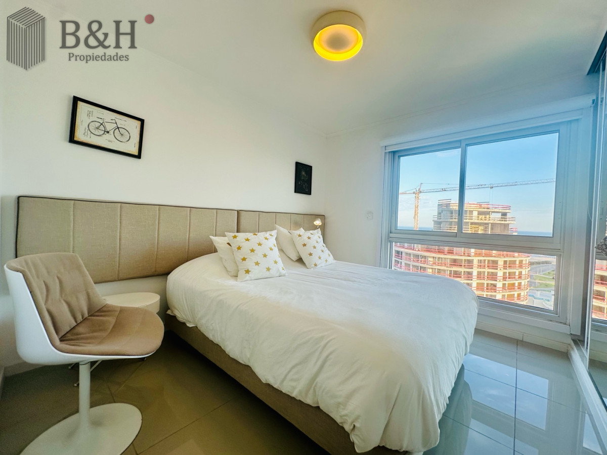 Apartamento ID.5870 - Venta apartamento 3 dormitorios vista al mar en Playa Brava