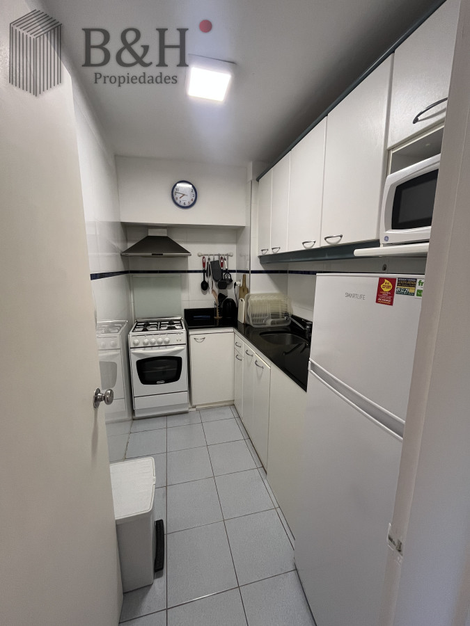 Apartamento ID.6289 - Apartamento 2 dormitorios en alquiler temporal - Playa Mansa - 50mts del mar