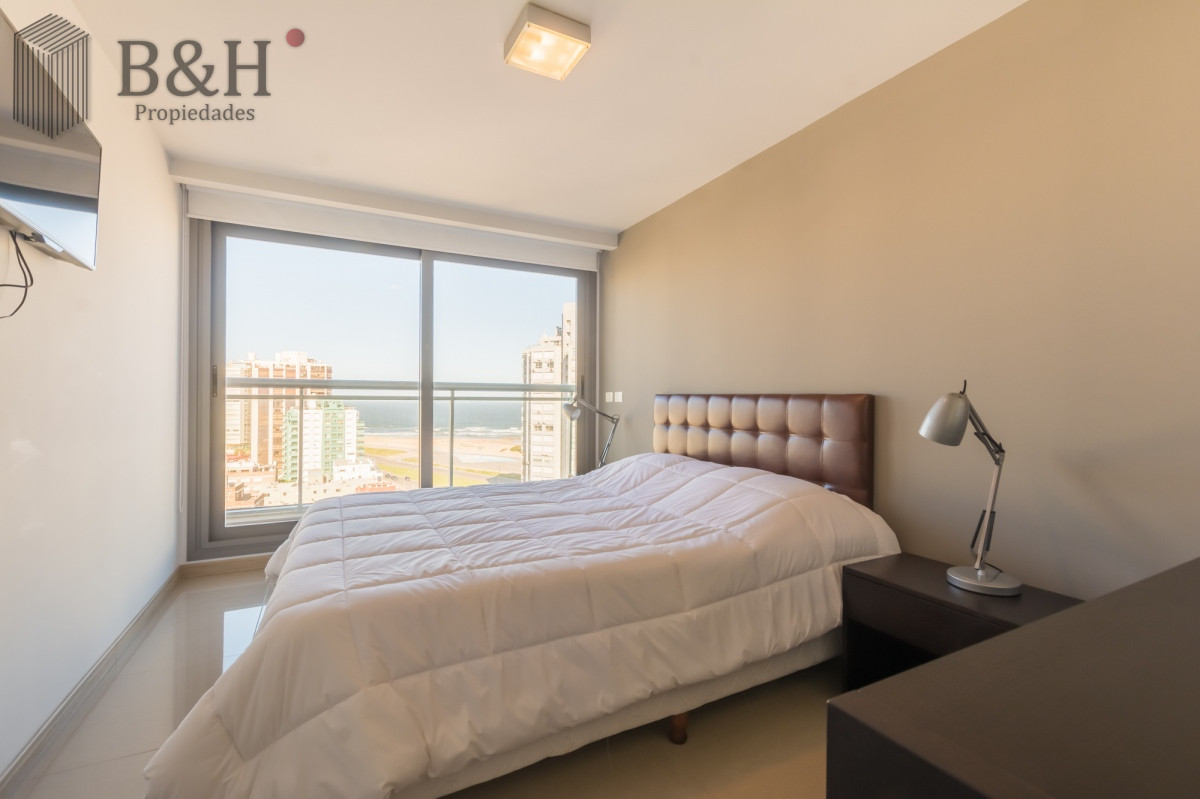 Apartamento ID.5869 - Venta apartamento 3 dormitorios playa brava
